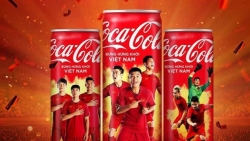 Tranh cãi tuýt còi mở lon Coca-Cola: Cần giám định văn hóa?