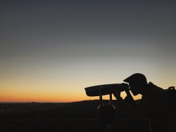 den kon tum tham hiem nui ngoc linh bi an mang den ao mong