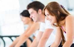 rot cuoc thi khi chay mau cam nen cui mat hay ngua co