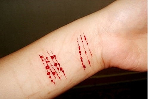 Ngược đãi bản thân - Một chứng bệnh tâm thần nguoc dai ban than mot chung benh tam than