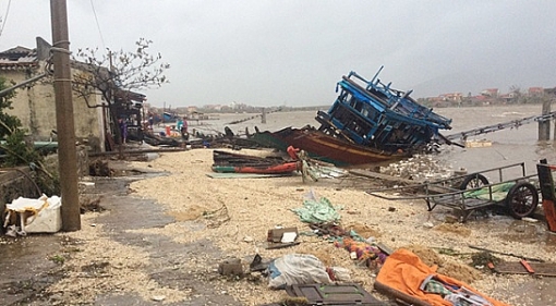 Chùm ảnh: Nam đèo Ngang tan nát như qua cuộc chiến