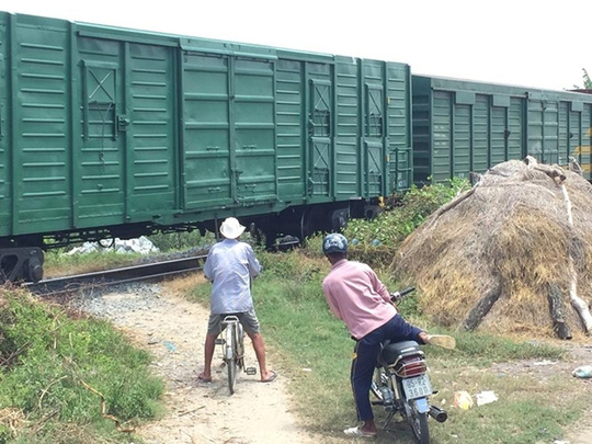 ninh thuan thieu tien ngan ngua tai nan duong sat