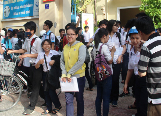 kiem tra lai toan bo cac mon thi sau nghi van lo de o khanh hoa