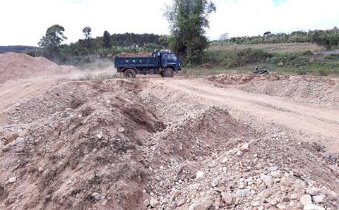 kon tum ngang nhien khai thac cat lau ben nach thanh pho