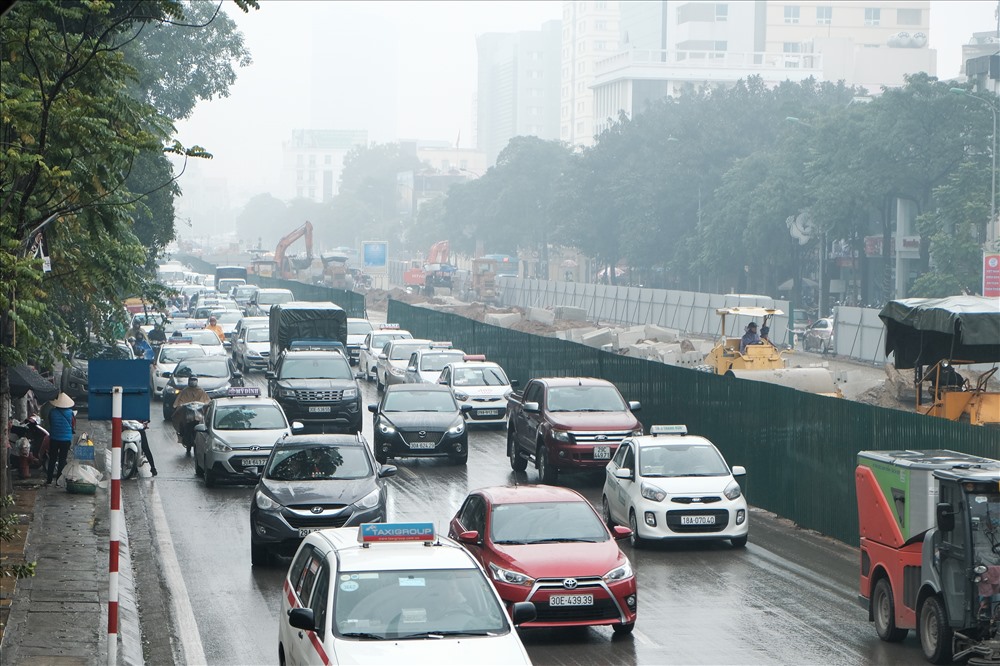 tai sao cu can tet ha noi lai cai tao cat xen nhieu tuyen duong