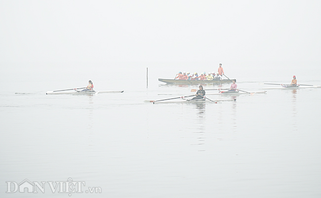 anh suong mu tu sang den trua bien ha noi thanh sapa