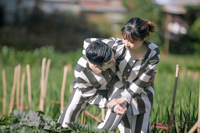 cap doi sai gon bong noi tieng boi tinh yeu chung than voi anh cuoi do juventus