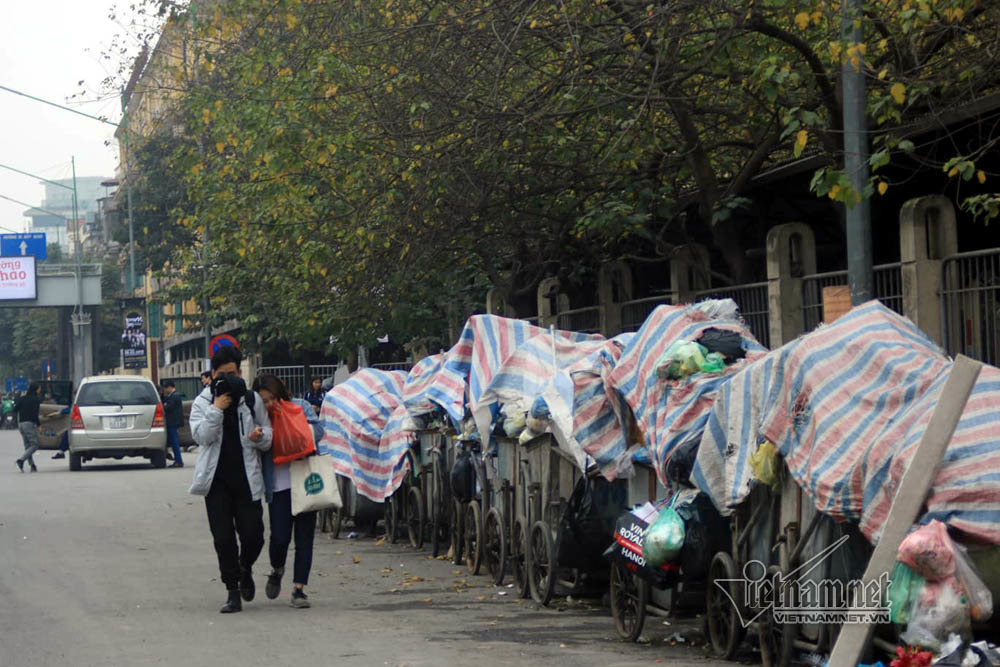 dan phong toa bai rac nam son ha noi rac ngap day duong