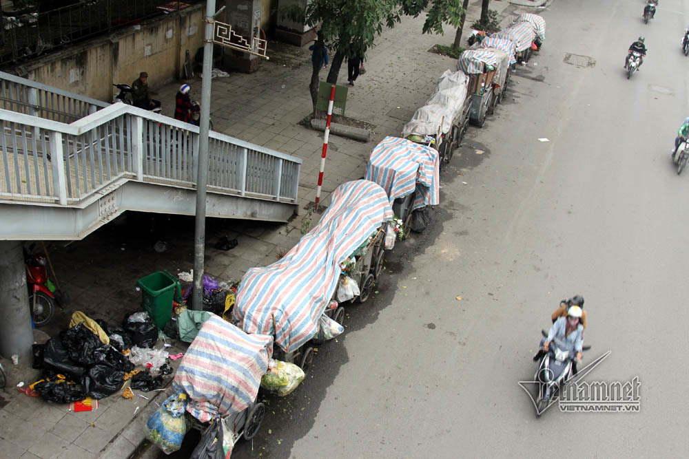 dan phong toa bai rac nam son ha noi rac ngap day duong