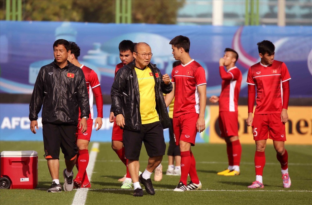 viet nam vs yemen asian cup duoc an ca nga thi ve voi que huong