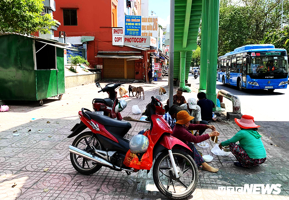 nang nong ky luc tai tphcm nguoi chay da co boc chay