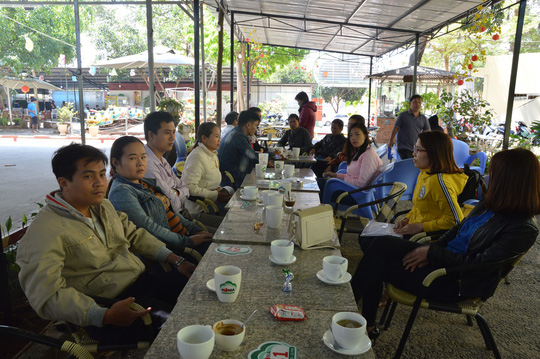 mat tien chay roi mat luon cho day