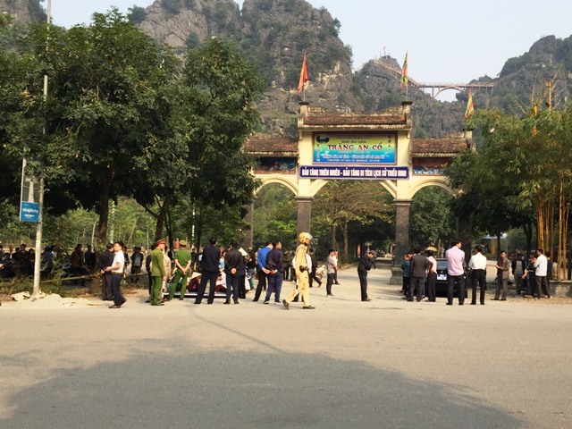 ninh binh hang tram ho dan ngan can viec cam bien cam tai khu du lich trang an co