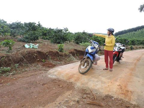 vu gd nan duong nong thon vao ray nha minh giai thich