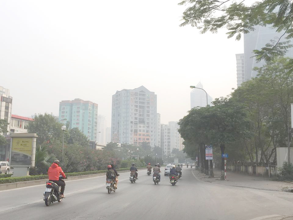 chuyen gia noi gi ve de xuat cam xe may tren duong nguyen trai le van luong