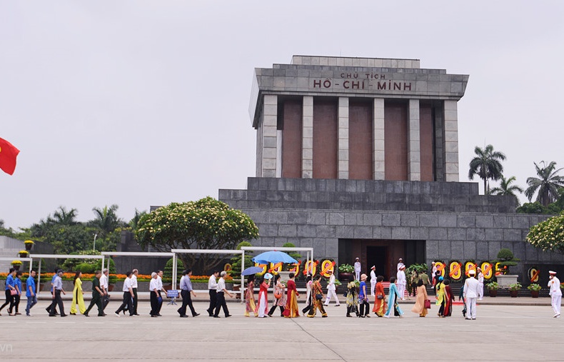 he den ru nhau ve vung tau tham dong cuu binh yen tho mong