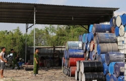 nguoi dan buc xuc ve bai tap ket phe lieu giua thu do