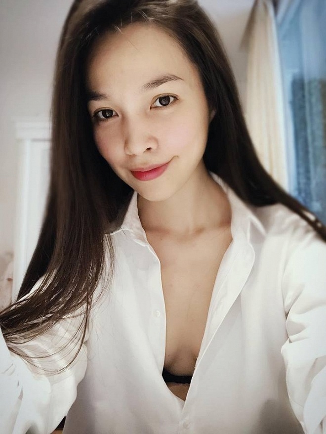 anh ban nude cua hien thuc o tuoi 38 gay tranh cai gay gat