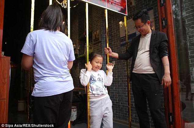 nha hang tq giam gia dac biet cho khach dang thon tha