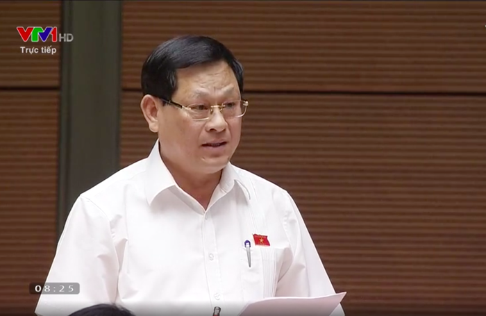 kinh te phat trien nhung xa hoi con nhieu viec dong troi