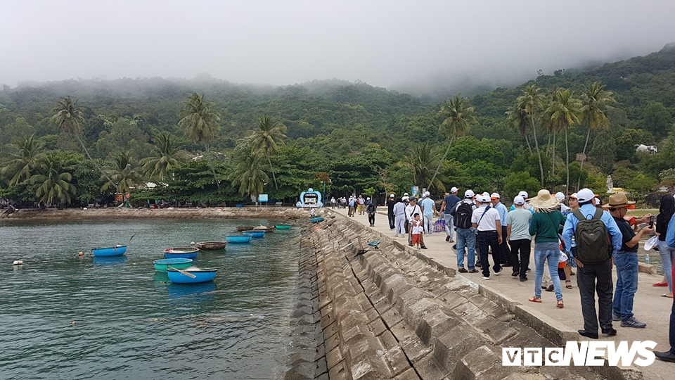 da nang don phuong lap ke hoach dua khach ra dao cu lao cham chinh quyen quang nam len tieng