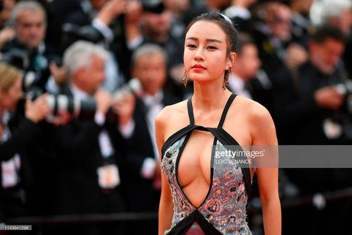 loat my nhan sieu vong 1 lam nao loan tham do cannes 2019