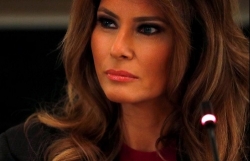 ba melania trump bat ngo xuat hien pha tan nhung don doan mat tich