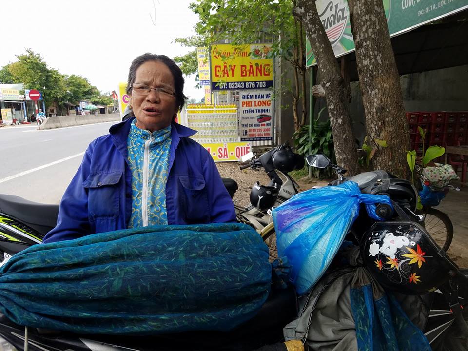 hot bac trieu moi ngay voi nghe san chau chau