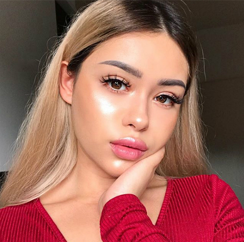 Gái Tây đua nhau theo mốt da bóng loáng gai tay dua nhau theo mot da bong loang soi guong duoc