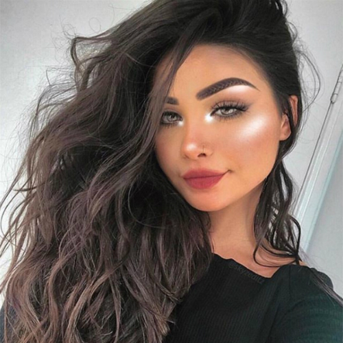 Gái Tây đua nhau theo mốt da bóng loáng gai tay dua nhau theo mot da bong loang soi guong duoc