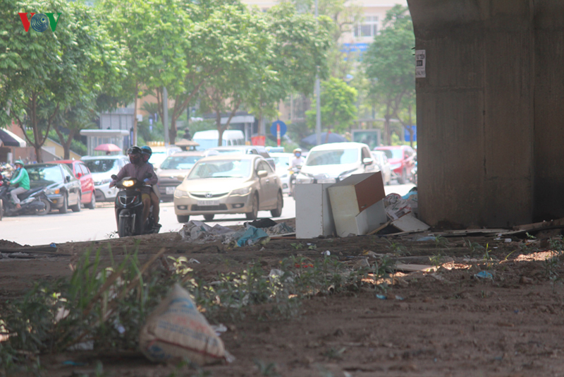 ha noi xen dai phan cach duong vanh dai 3 doan giai phong phap van de giam un tac