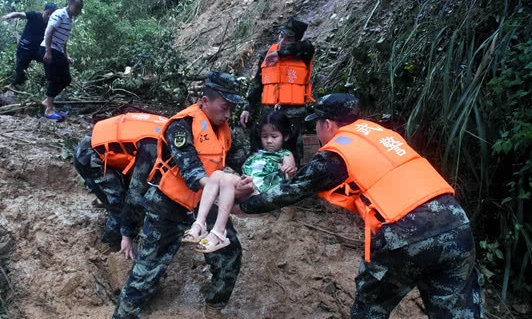 lu nhan chim nhieu khu vuc o trung quoc hang nghin nguoi mac ket