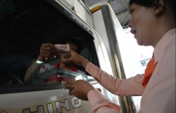 thu phi bot khong dung cham den bao gio