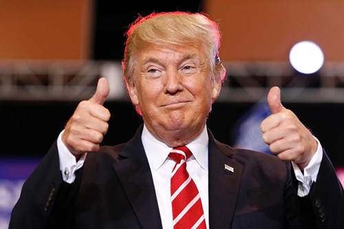 trump lan dau bam like tren twitter sau 2 nam