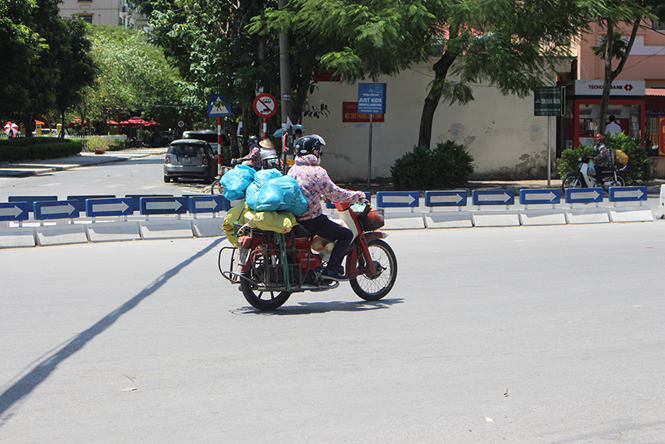 nang nong tren 40 do o ha noi tam chuc lan nguoi nhin an vi khong chiu noi