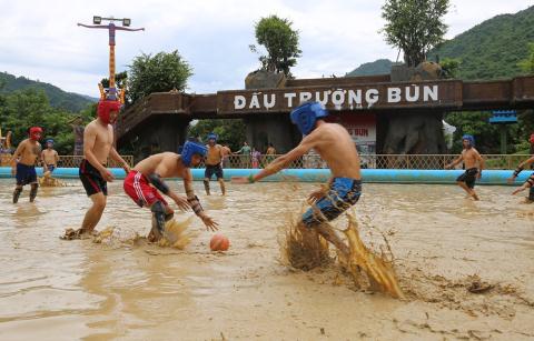 nhieu nguoi tq lam du lich chui o da nang the nao