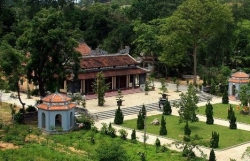 Hai ngôi chùa cổ ở Huế được hạ giải để xây mới