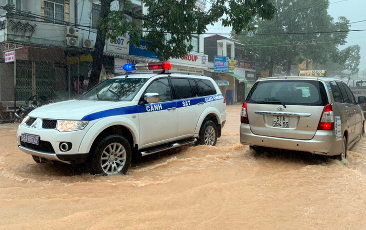 dao phu quoc nhieu noi ngap 2 met