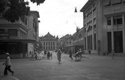 nhung gia phong trong nep nha ha noi xua