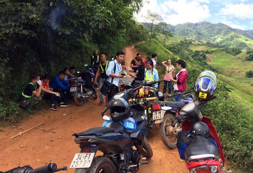 thang 9 nhuom pha luong bang sac mau tuoi tre