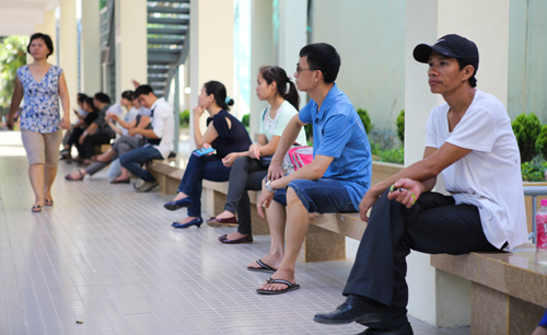 diep khuc tra lai tien lam thu dau nam hoc van tinh trang gio cao danh khe