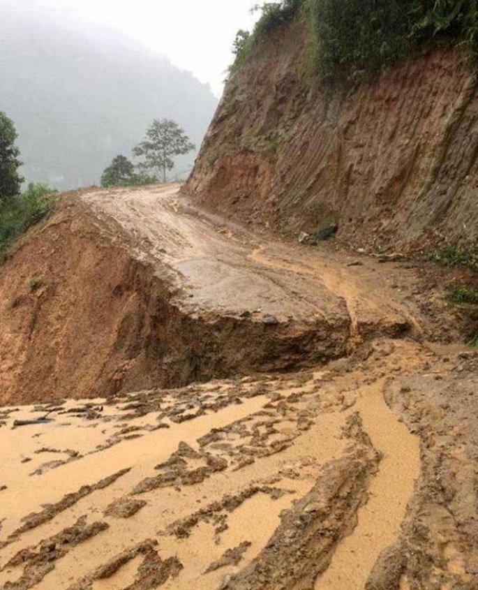 cung duong mua tuu truong day xuc dong cua giao vien lao cai