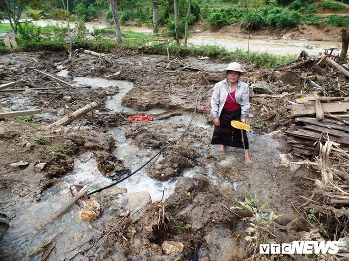 lu du pha tan duong gian nan hanh trinh gui hang cuu tro den xa bien gioi thanh hoa