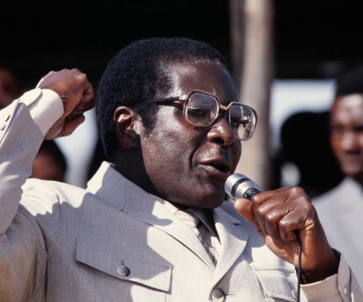 robert mugabe tu anh hung den tong thong tham quyen co vi cua zimbabwe