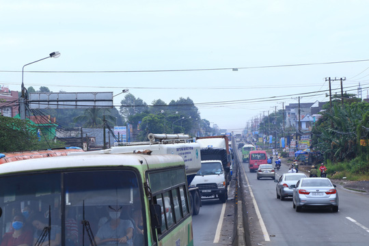 bot tuyen tranh bien hoa lai ket xe vi tien le