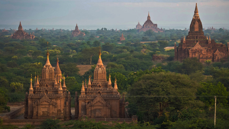 nhung ngoi chua linh thieng cua myanmar