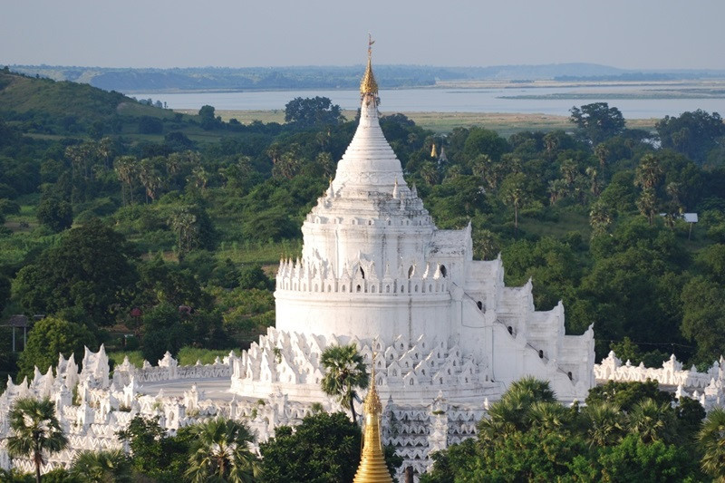 nhung ngoi chua linh thieng cua myanmar