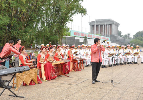 de nghi mo rong pho di bo quanh lang chu tich ho chi minh