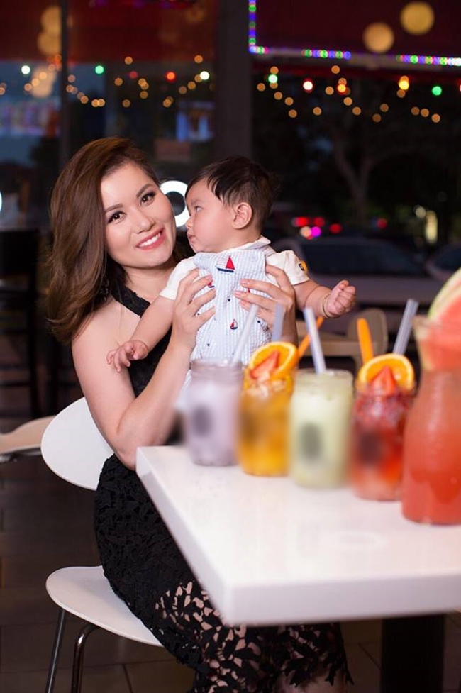 4 co vo dai gia giau nut do do vach cua sao nam viet gom nhung ai