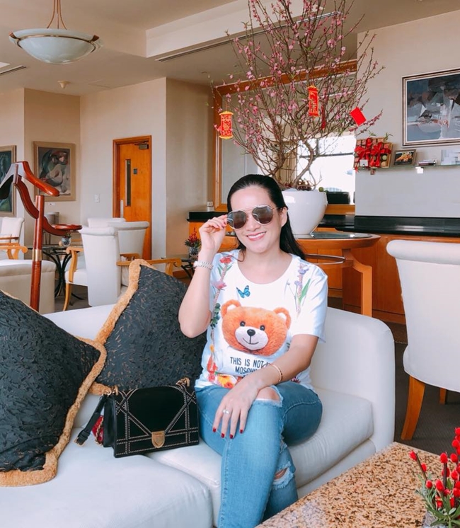 4 co vo dai gia giau nut do do vach cua sao nam viet gom nhung ai